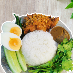 ข้าวหมูทอดปลาร้าา