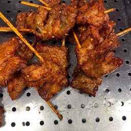 สุเทพหมูทอดสามรส