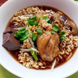 ร้านข้าวมันไก่ ก๋วยเตี๋ยวไก่ ซอย บางปู 47