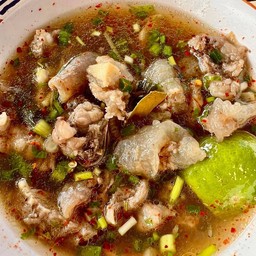 ต้มแซ่บเครื่องในเนื้อ