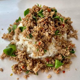 กระเพราเนื้อสับ