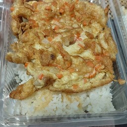 เพื่อนกัน ข้าวไข่เจียว&สลัดโรล หมู่บ้านซื่อตรงโคซี่คลอง 6 สาขา 1