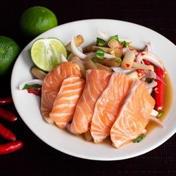 ยำแซลมอน 100 กรัม