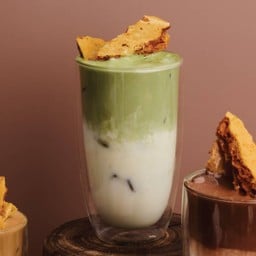 ดัลโกน่าชาเขียวเย็น