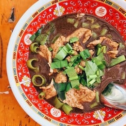 ก๋วยเตี๋ยวเรือนายเบส บ้านฉาง