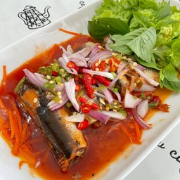 ยำปลากระป๋อง