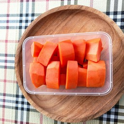 น้ำปั่นผลไม้สด ผลไม้ปอกพร้อมทาน Fresh fruit