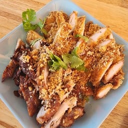 หมูทอด+ไก่ทอด [กับข้าว]