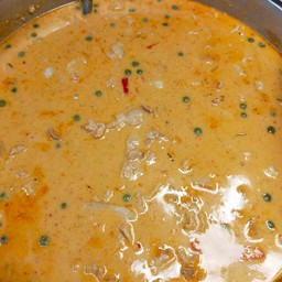 ครัวเรวัฒน์ .