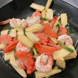 ข้าวกุ้งผัดข้าวโพดอ่อน