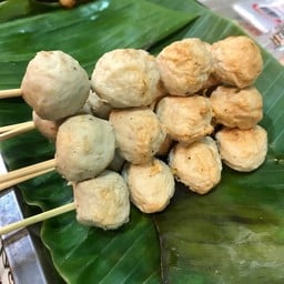 ลูกชิ้นหมูล้วน