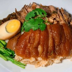 ข้าวขาหมู