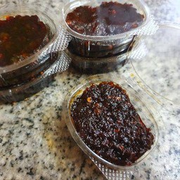 น้ำพริกเผาสูตรโบร่ำ โบราณ🌶🧄 30 กรัม