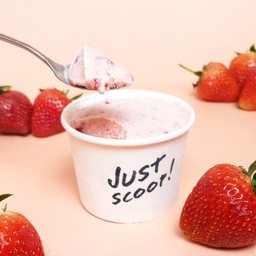 ไอศครีมสตรอเบอร์รี่ - Strawberry Berry Much ice cream