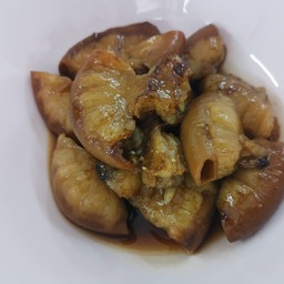 ไส้วัวตุ๋น (牛腸) (Beef intestines)