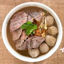 เนื้อเป็นเนื้อ ก๋วยเตี๋ยวเนื้อ ข้าวหน้าเนื้อ