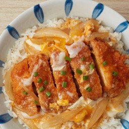 ข้าวหมูคัทสึด้ง