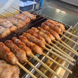 หมูปั้นปิ้ง สาขาศรีนครินทร์