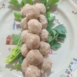 เอ็นพี ลูกชิ้นนึ่งสมุนไพร ซอยคุณพระตลาดบ้านสวน