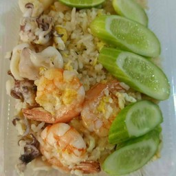 ข้าวผัดทะเล