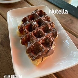 nutella croffle (ครอฟเฟิล  นูเทลล่า) หอมนัว