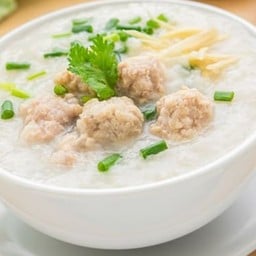 ส้มตำป้าแมวกิ่งแก้ว41(อาคารพาณิชย์กลางซอย) ม.จามจุรี
