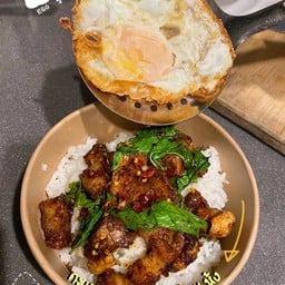 ยำตามสั่ง