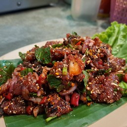 ก้อยเนื้อหมู (ดิบ)