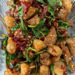 กะเพราเนื้อ