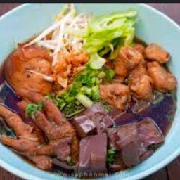 ก๋วยเตี๋ยวไก่