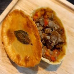 พายเนื้อ ออสซี่