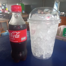 โค้ก+น้ำแข็ง