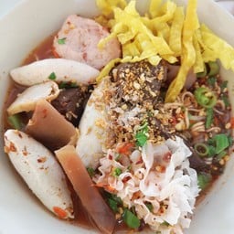 เกาเหลาเย็นตาโฟต้มยำ