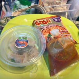 เกี๊ยวกุ้งต้มยำรสแซ่บ+มาม่าบิ๊ก