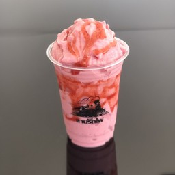 สตรอว์เบอร์รี่นมสดปั่น