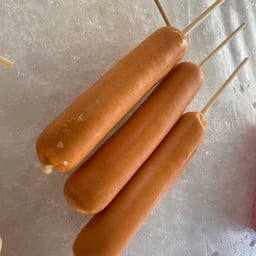 ยำลูกชิ้น ปลาเยาวราช น้ำจิ้มรสเด็ด /ของทานเล่นเฟรนช์ฟรายด์