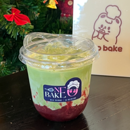 สตอเบอร์รี่มัชฉะลาเต้