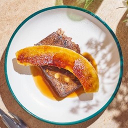 Flourless banana date cake