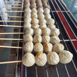 ลูกชิ้น(หมู)โอชา