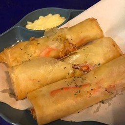 ปอเปี๊ยะปูอัดชีส