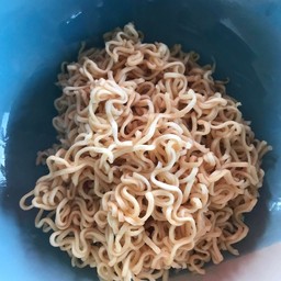 เพิ่มมาม่าลวก