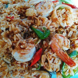 ข้าวผัดต้มยำทะเล