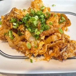 หมูกรอบผัดซอสสุกี้