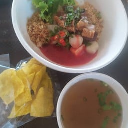 เมนูแนะนำ บะหมี่แห้ง+เกี๊ยวทอด