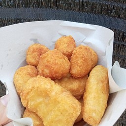 อิ่มคุ้ม