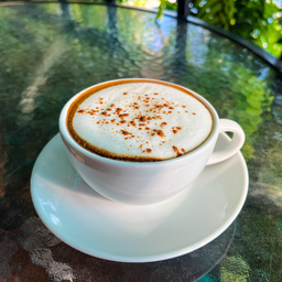 คาปูชิโน่  ร้อน