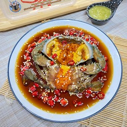 ปูไข่ดองซีอิ้วเกาหลี size M ไข่แน่น 1 ตัว ฟรีน้ำจิ้มรสเด็ด