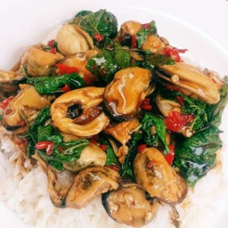 กะเพราหอยแมลงภู่ชิลี