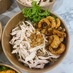 มามี๊ หมี่ไก่ฉีก🐣 (แคปหมูเจียวแซ่บมากแต่ไม่เท่าแม่ค้า)