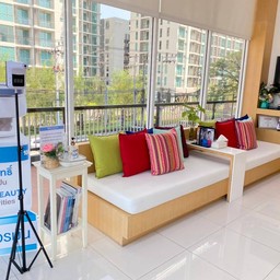 Medisci Clinic สาขา Taka Town คลินิกผิวหนัง สุขุมวิท 39